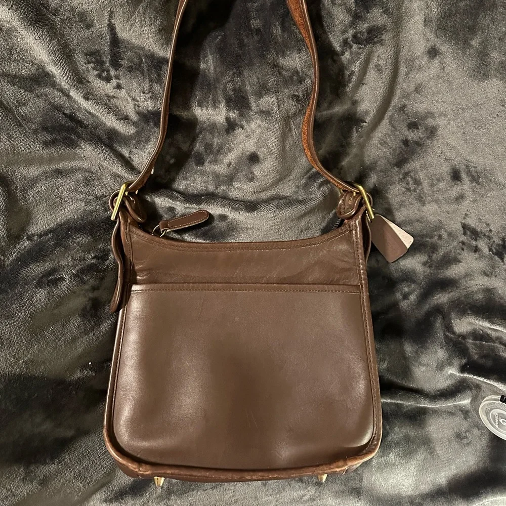 Coach Brown Leather Vintage Legacy Shoulder Crossbody Zip Top Bag Made In USA - Picture 2 of 13